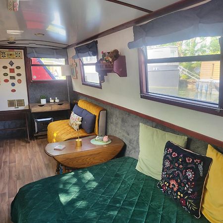 Comfy Canal Boat In Little Venice For Family & Friends Hotel London Kültér fotó